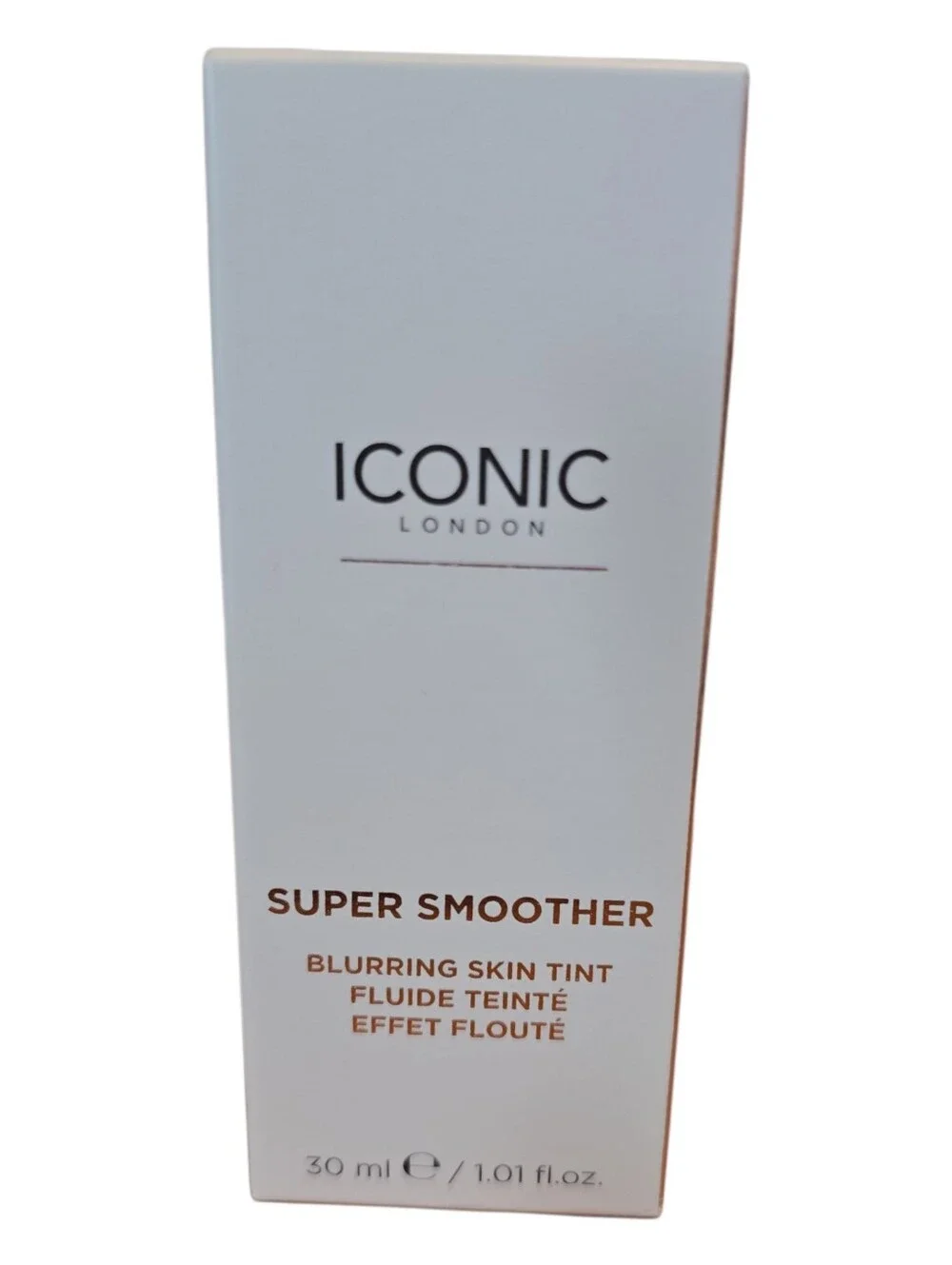 Iconic London NIB Super Smoother Blurring Skin Tint 1oz in Cool Light